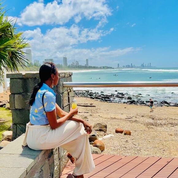 MILLY Blue Yellow Banana Printed Cotton Bonnie Tie Front Crop Top Size Medium - Picture 7 of 11
